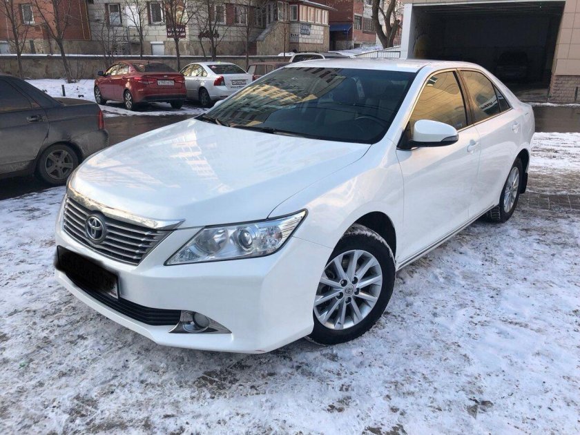 Тойота Камри 50 2.0