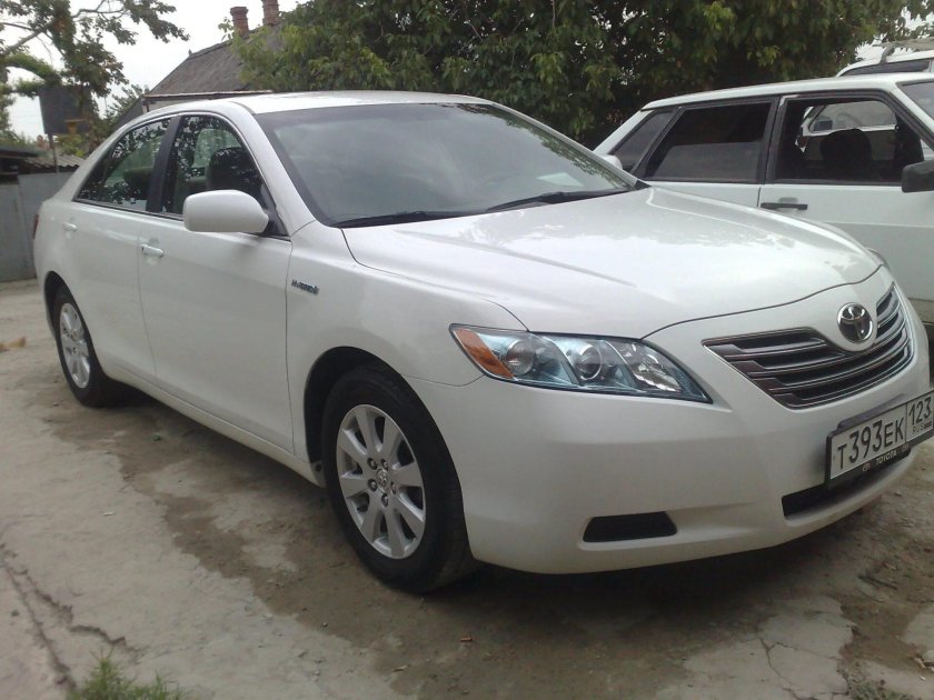 Тойота Камри 2 2009