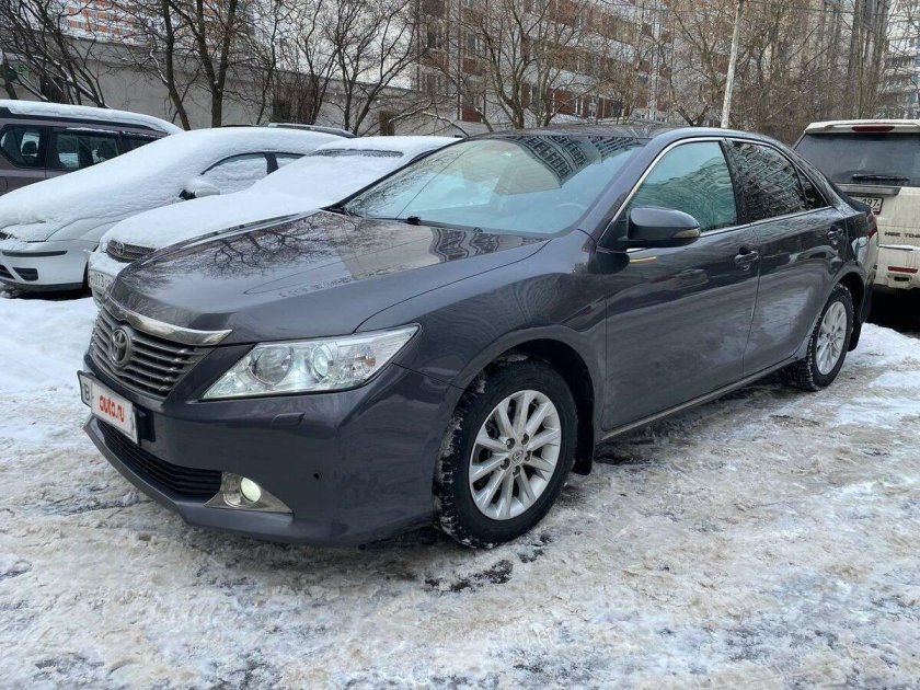Тойота камри серая 2014