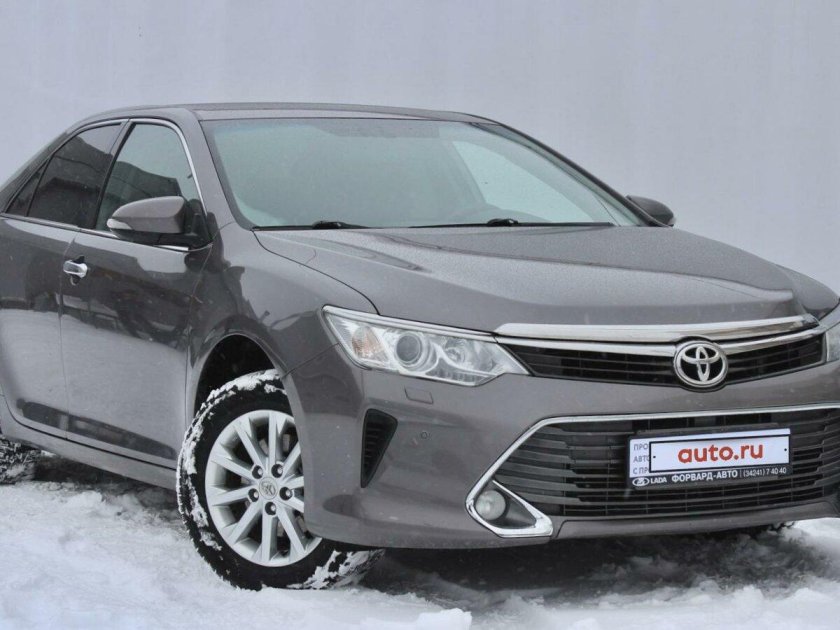Toyota Camry 2016