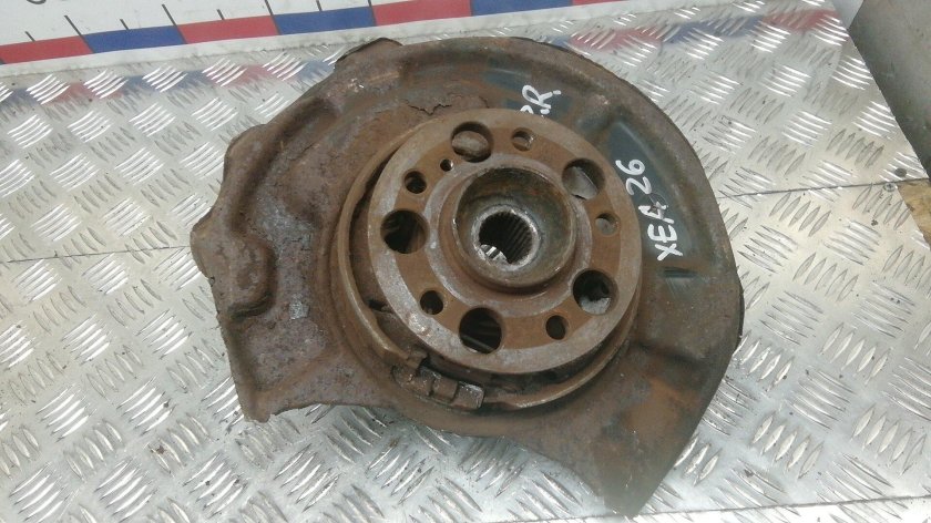 Ступица задний левый