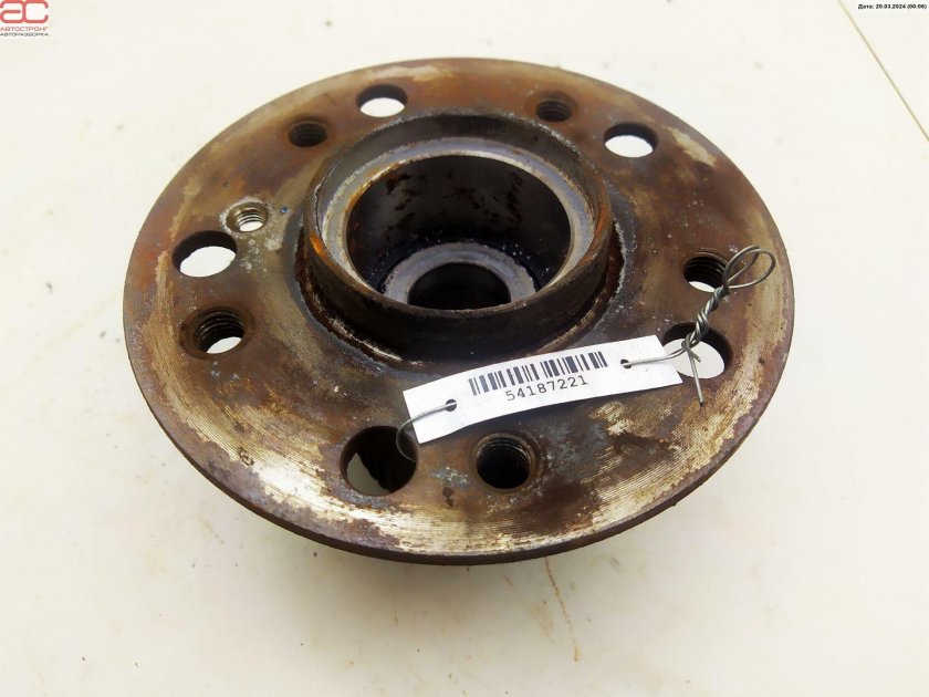 Renault 7700108973 ступица