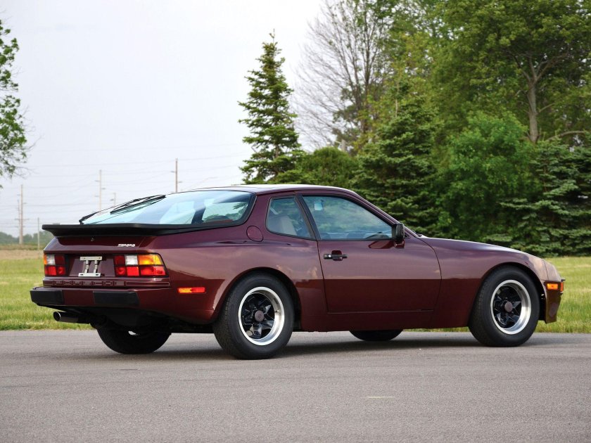 Porsche 944 1982