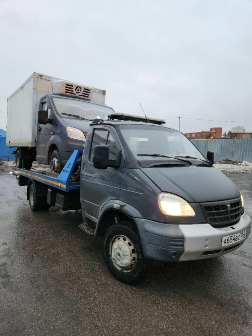 Фургон эвакуатор Крытый