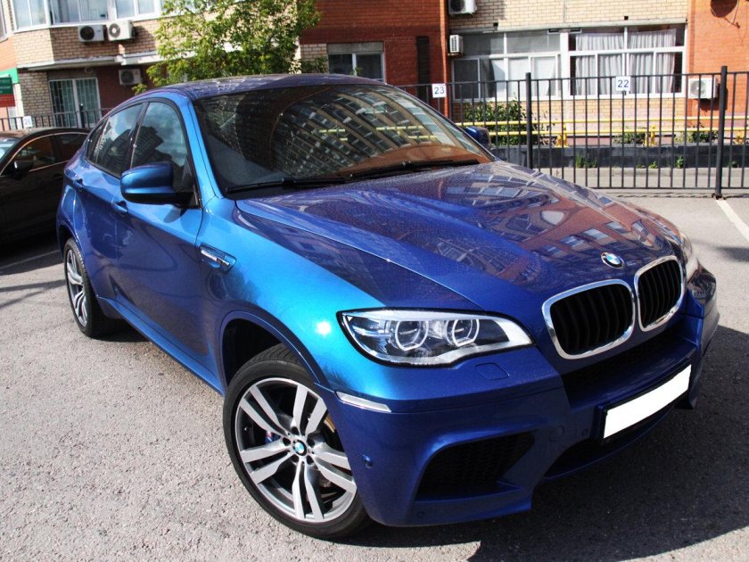 BMW x6 синий