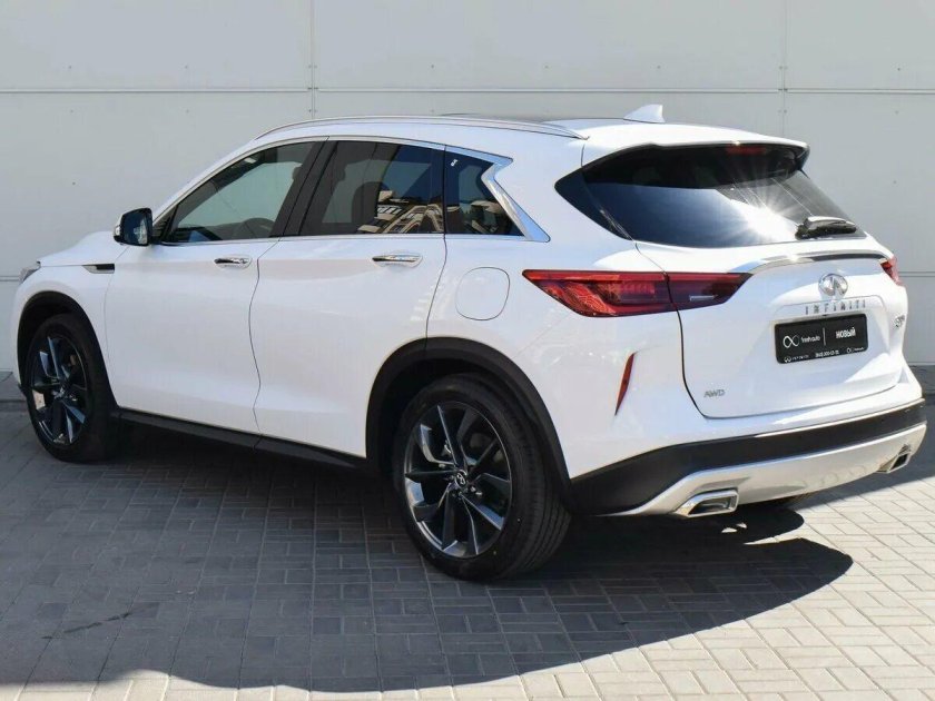 Инфинити qx50 белый