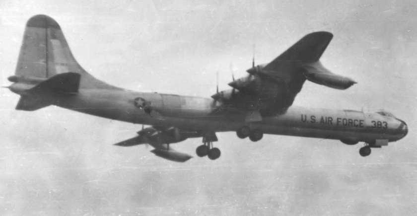 Самолёт Convair b 36