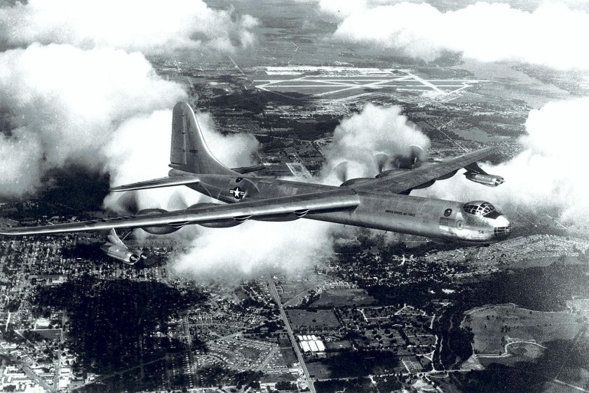 Самолёт Convair b 36