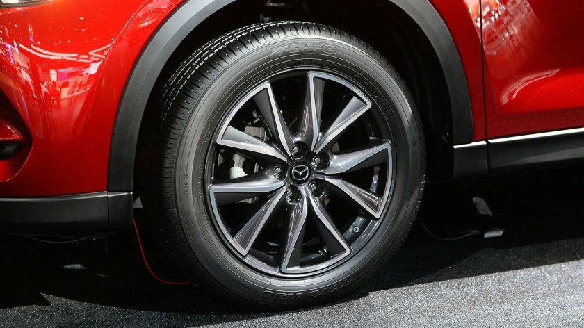 CX-5 Mazda на r19 колесах