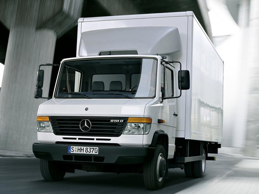 Mercedes-Benz Vario 818