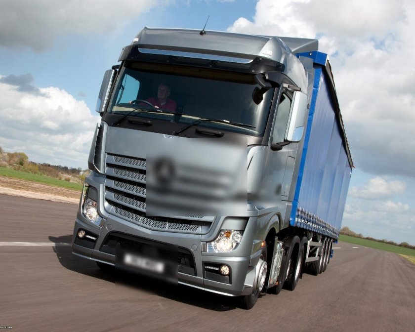 Мерседес Бенц Актрос