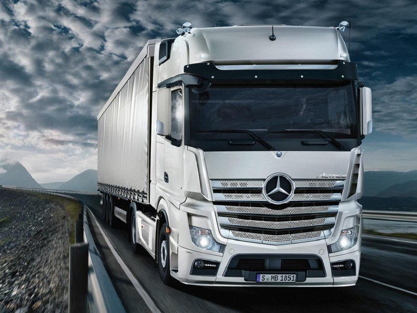 Мерседес бенц актрос