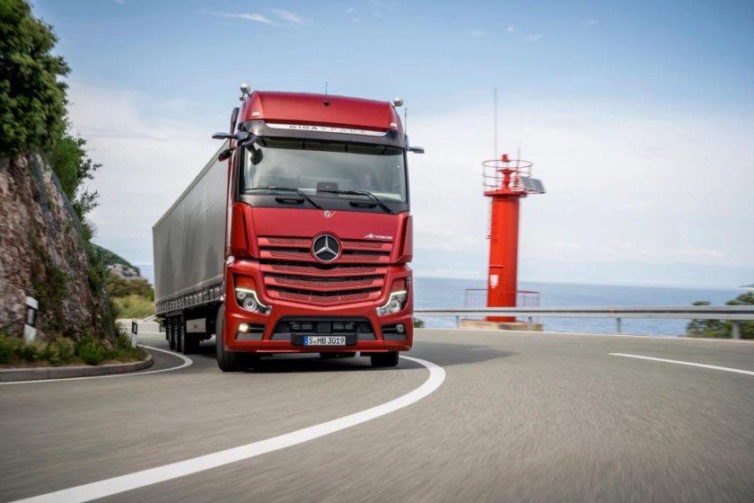Mercedes benz actros 2019