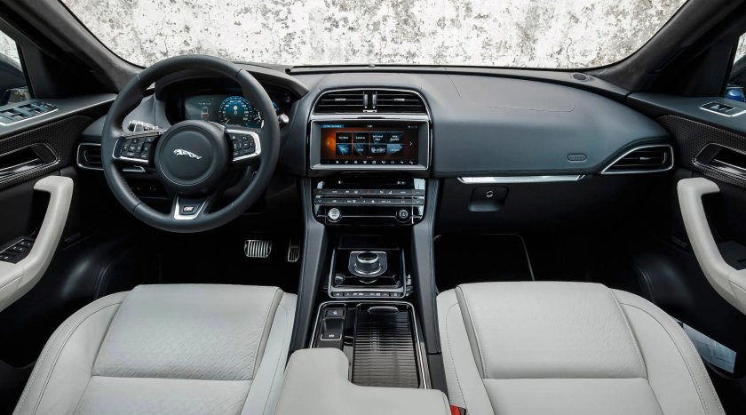 Jaguar f-Pace 2021 салон