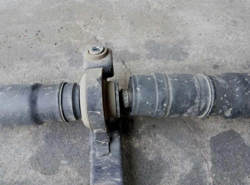 Подвесной подшипник карданного вала Mitsubishi Outlander XL 2007