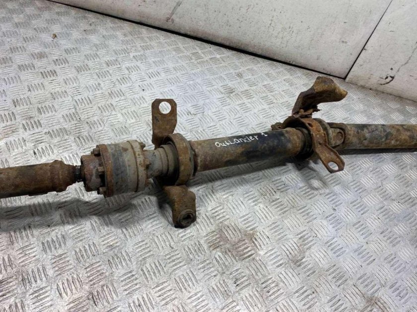 Карданный вал Mitsubishi Outlander 1