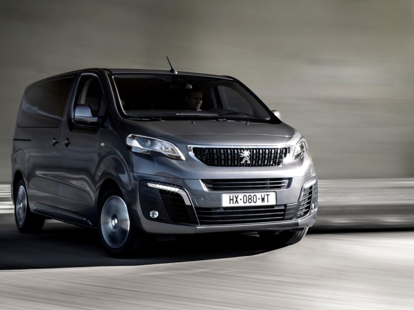 Пежо минивэн Тревелер 2018