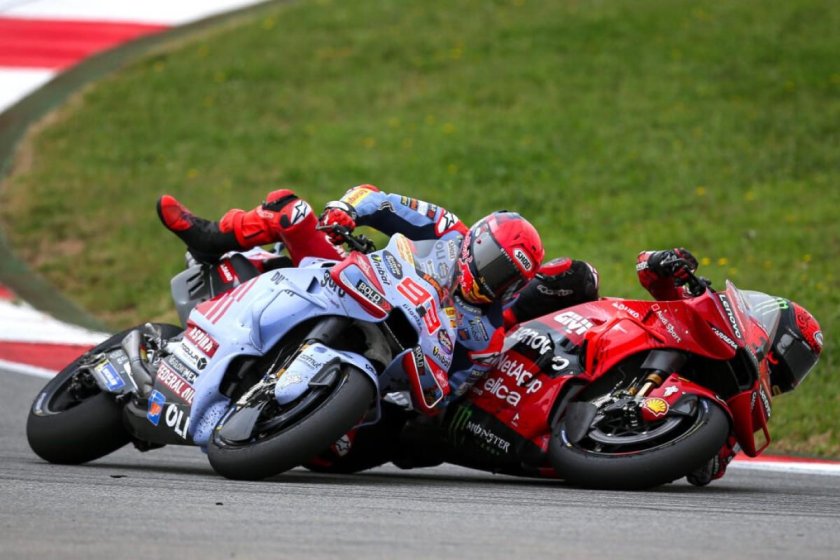 Superbike racing