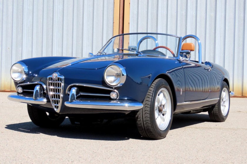 1956 alfa romeo giulietta spider