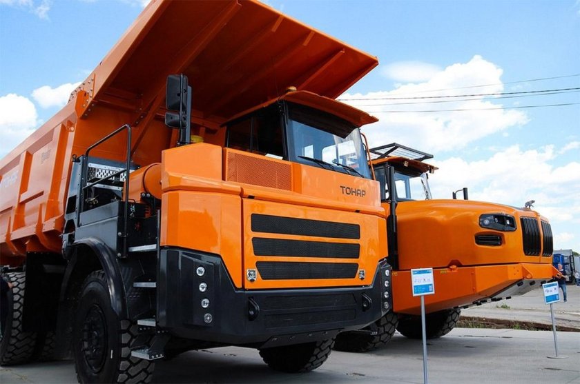 Карьерный самосвал тонар