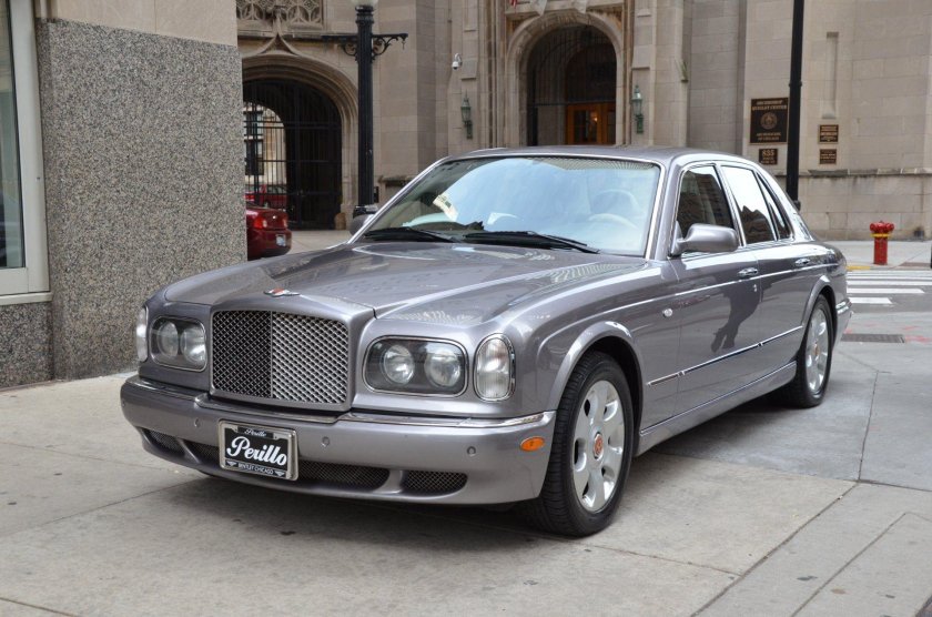Бентли Арнаж 2000