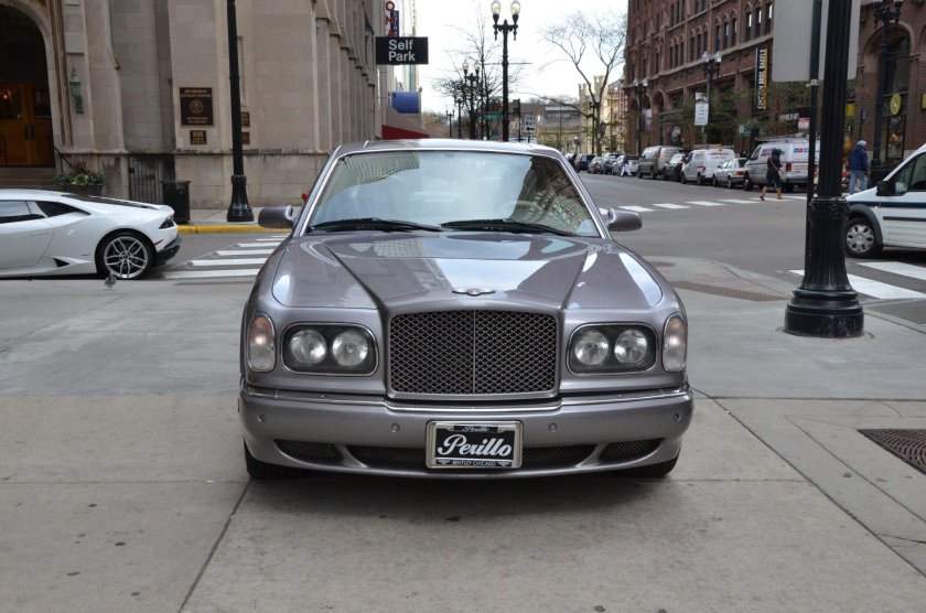 Бентли Арнаж 2000