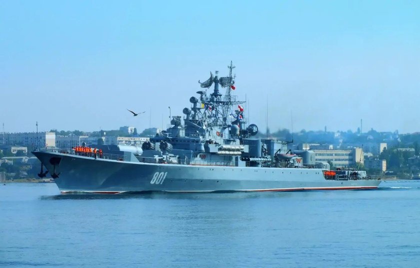 Ладный сторожевой корабль