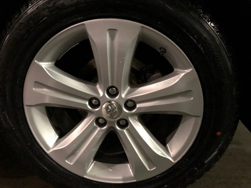 Диски r18 - Toyota Highlander,