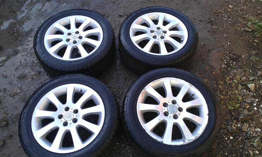 Диски Toyota Avensis r16