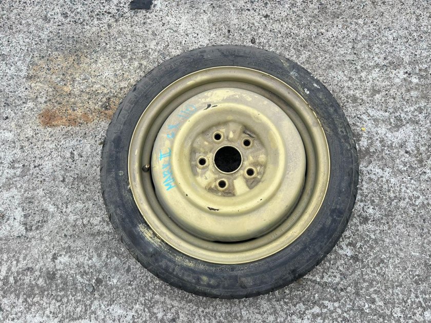 Запаска Тойота Виш 20 кузов