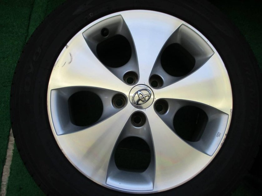 Диски Toyota Alphard r17