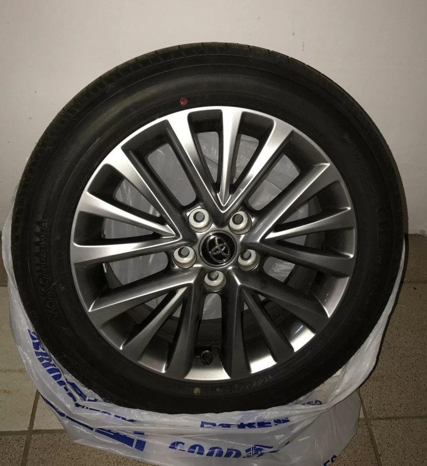 Camry r17 графит колеса