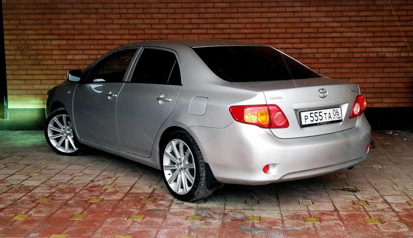 Toyota Corolla 150 r17