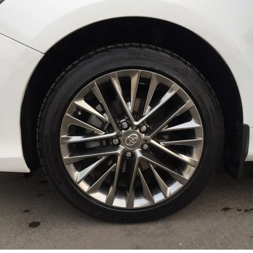 235/50 R18 Camry 70