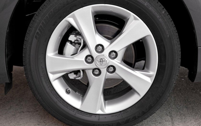 Тойота Королла 2008 разболтовка колес