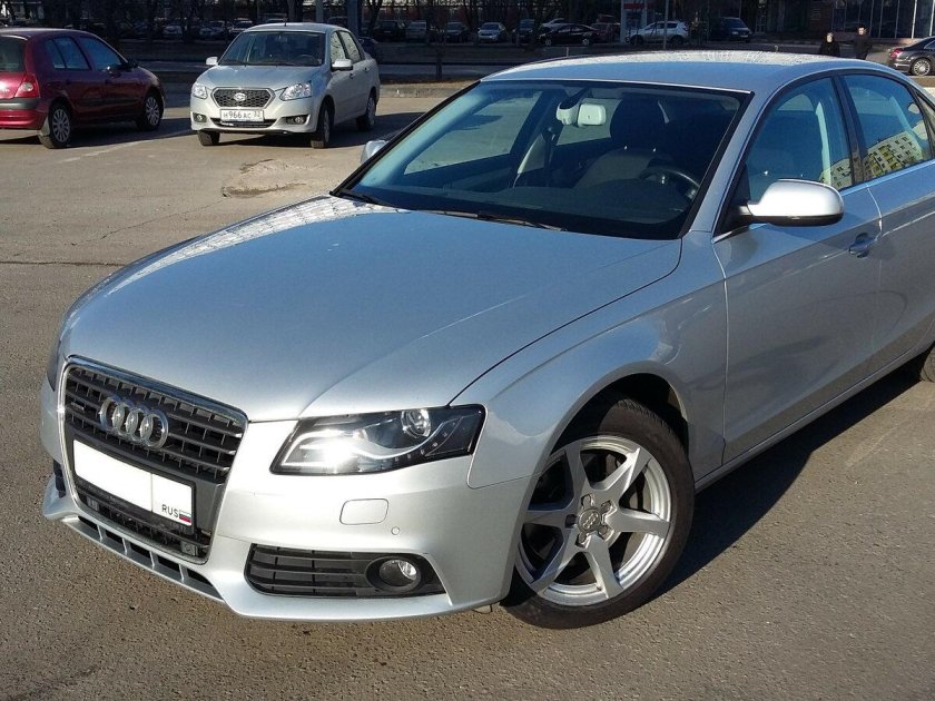 Ауди а 4 2010 год