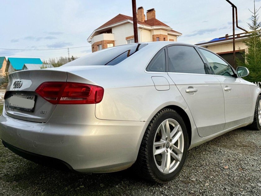 Ауди а 4 2012 года