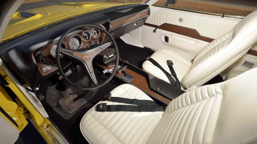 Plymouth GTX 1971 салон