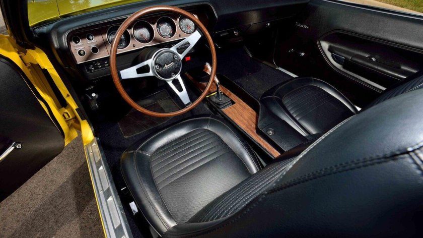 Plymouth Barracuda 1970 салон