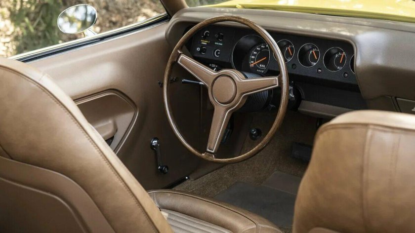 Plymouth Barracuda 1970 салон