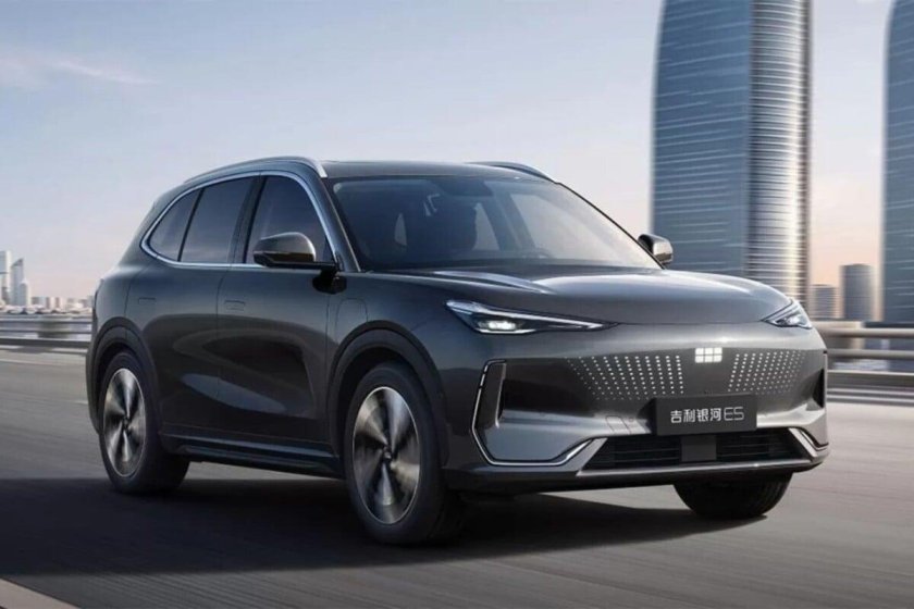 Кроссовер geely