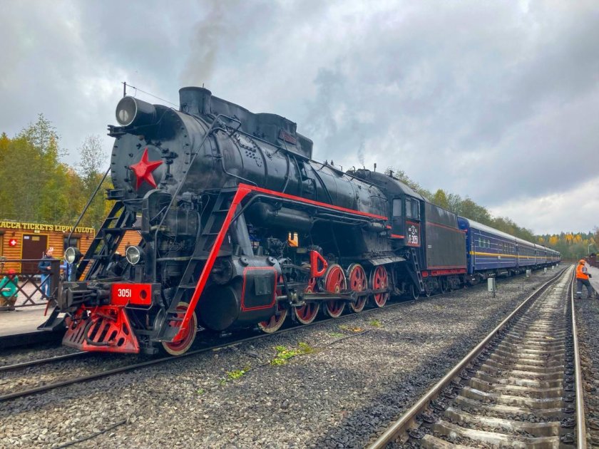 Ретропоезд рускеала