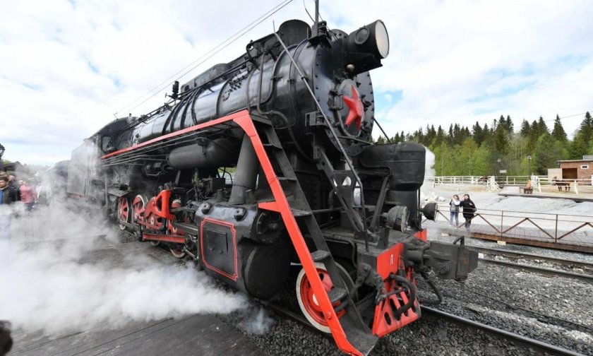 Карелия Рускеала ретропоезд