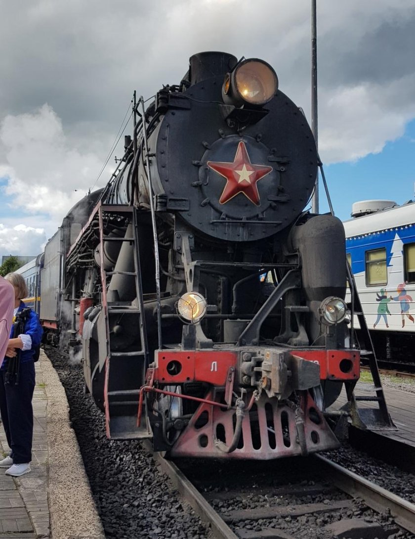 Ретро поезд рускеальский экспресс