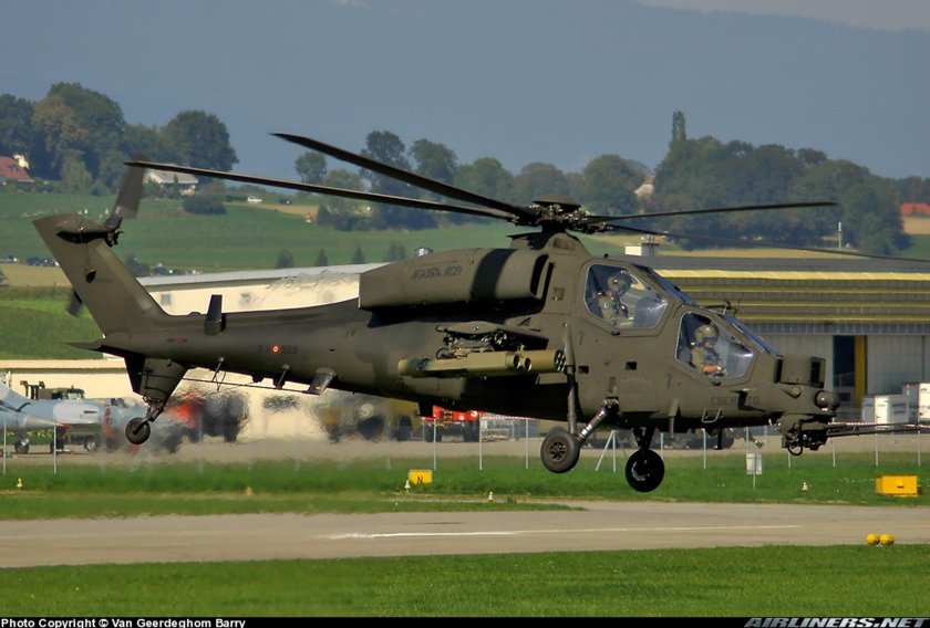 Вертолета a129 Mangusta