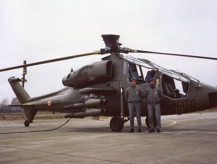 Вертолет а-129 "мангуста"