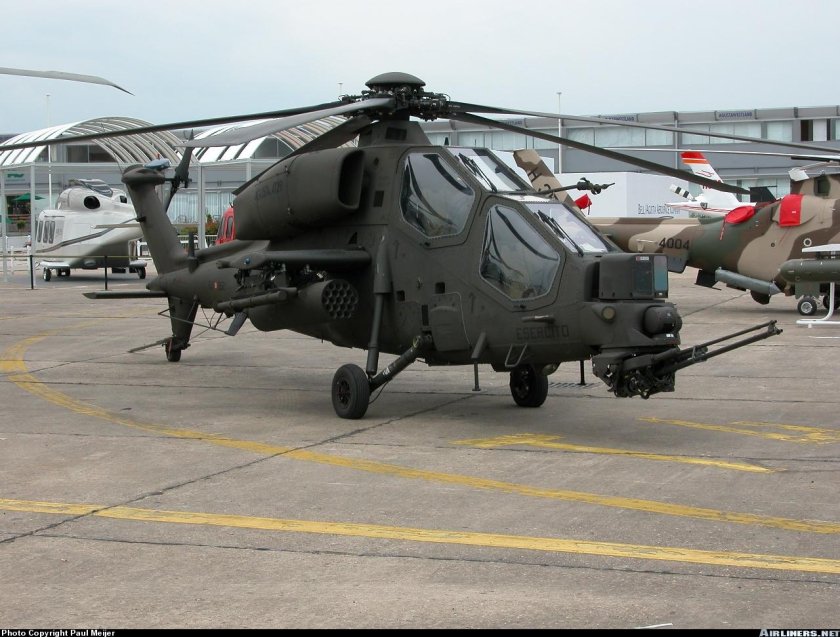 Вертолета a129 Mangusta