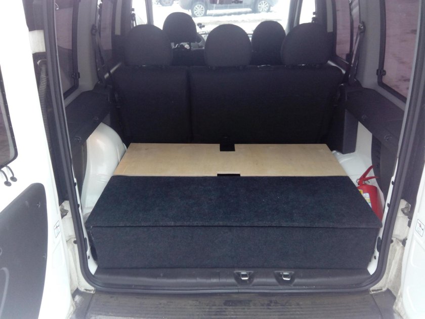 Фиат Добло багажник