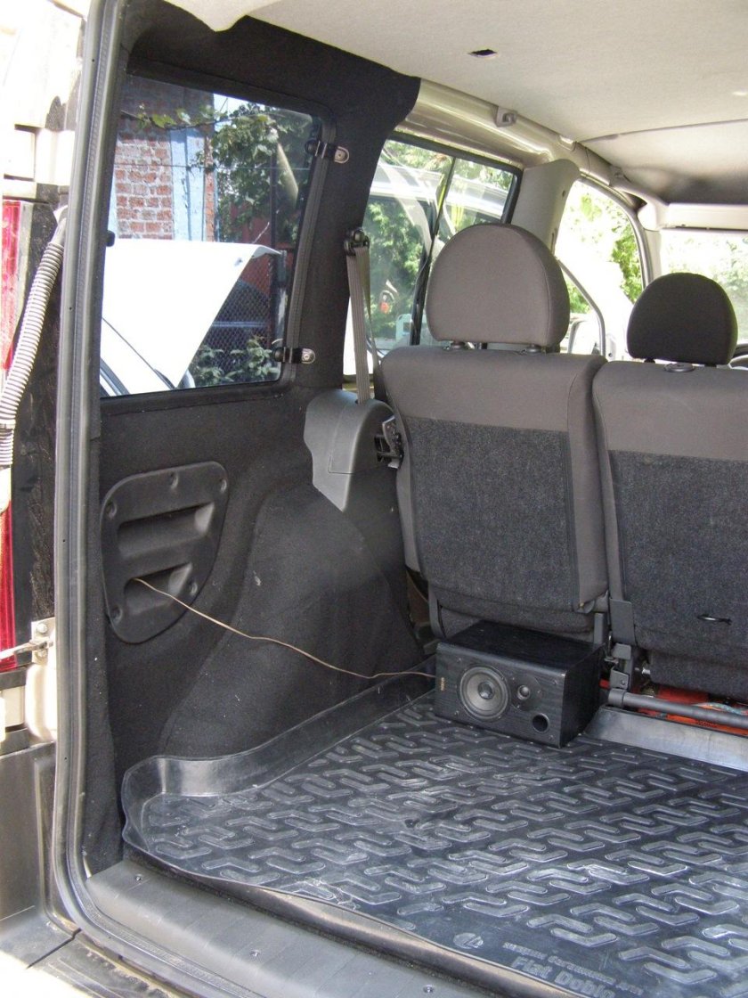 Фиат Добло 2008 багажник салон