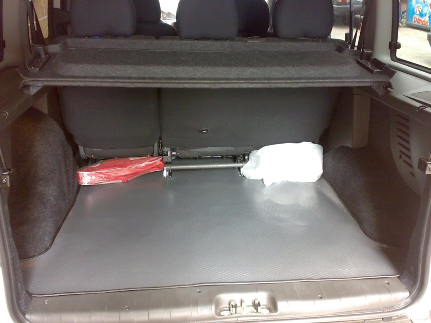 Полка багажника Фиат Добло